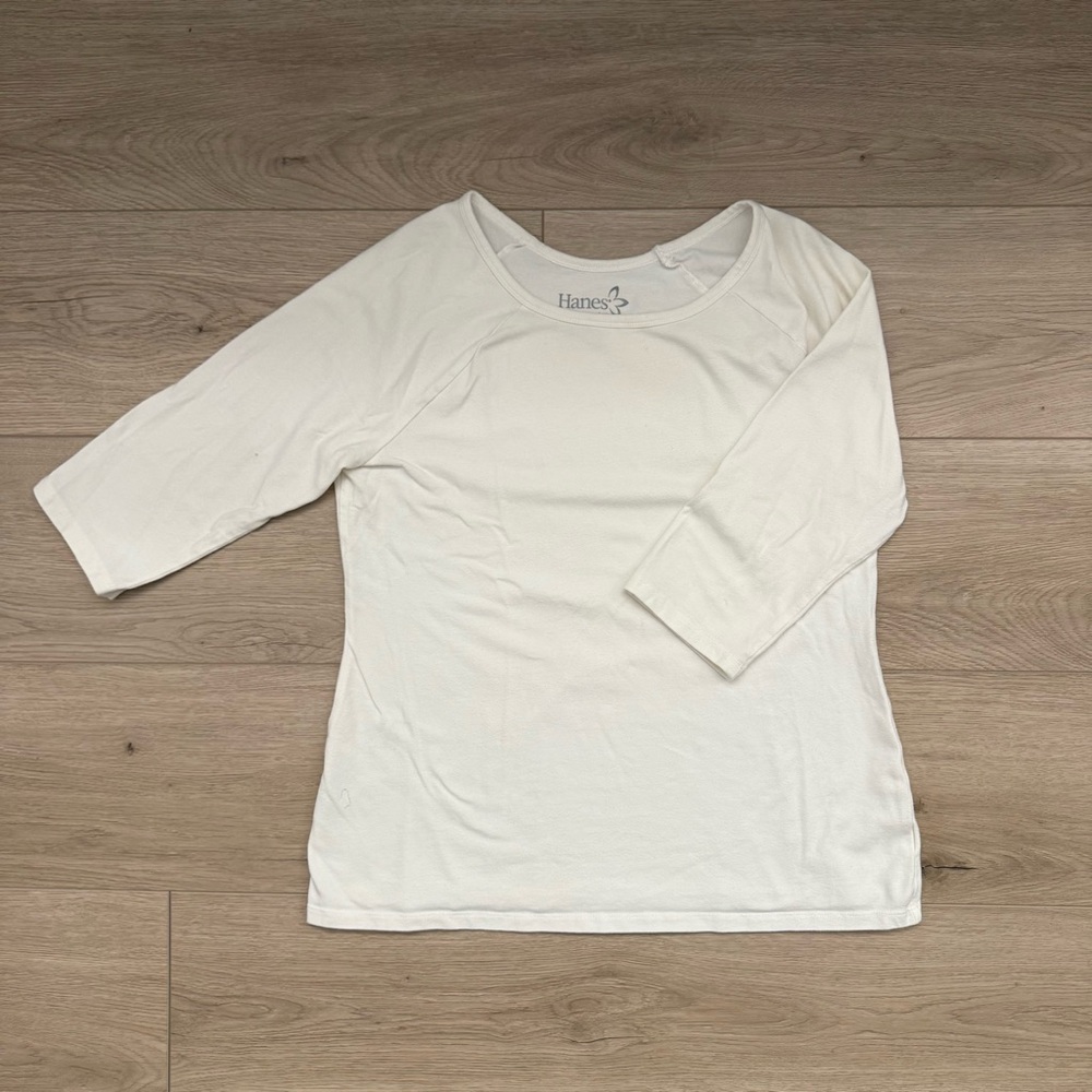 Hanes Women's White 3/4 Sleeve Tee